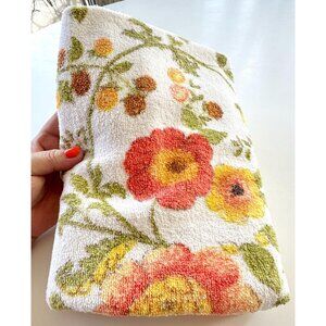 Vintage 70s bath towel, orange, pink, green flowers, fringed, velours terrycloth